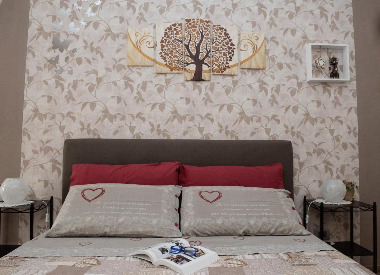 Il Cortiletto Apartment Verduno ภายนอก รูปภาพ