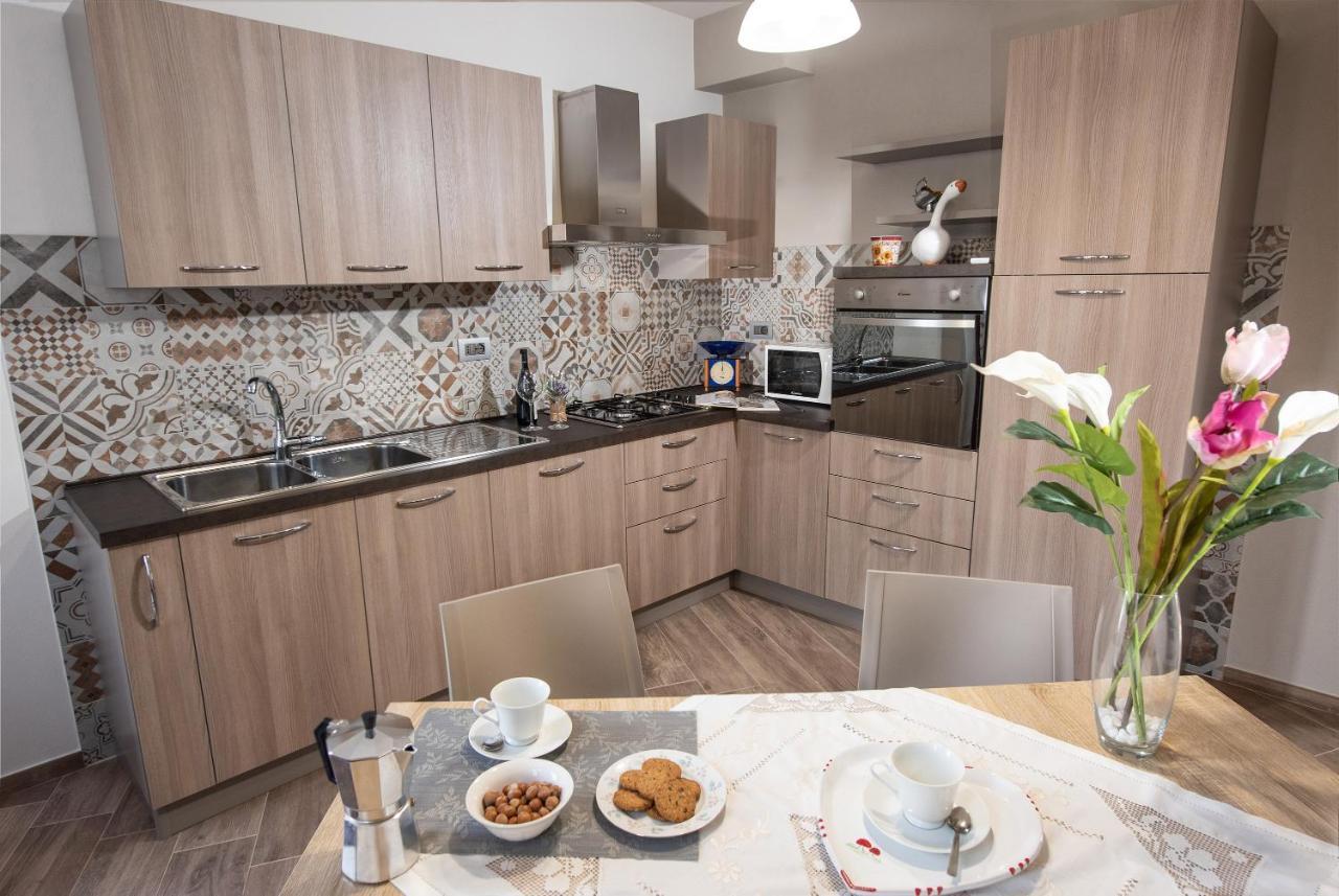 Il Cortiletto Apartment Verduno ภายนอก รูปภาพ