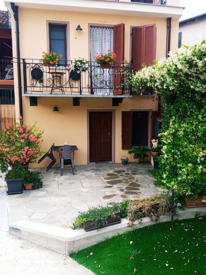 Il Cortiletto Apartment Verduno ภายนอก รูปภาพ